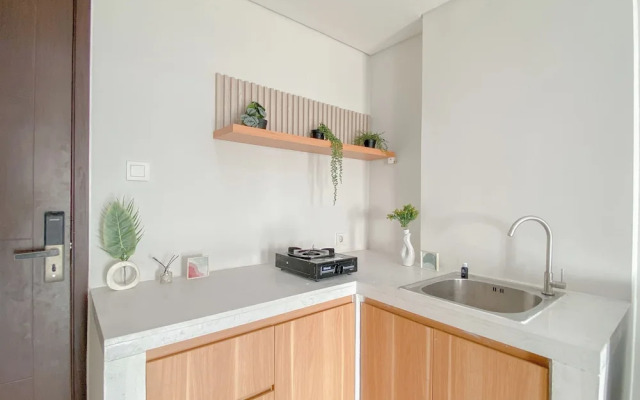 Cozy Studio Daan Mogot City Apartment