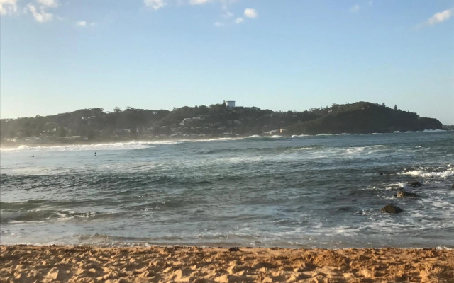 The Beach Hut Avoca Beach NSW