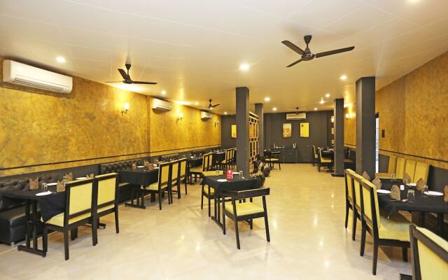 OYO 4939 Hotel Highway Inn