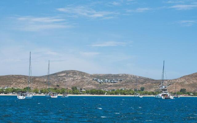Chill & Co. Serifos Island