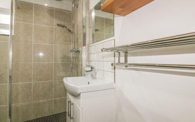 Flat 1, Brek House