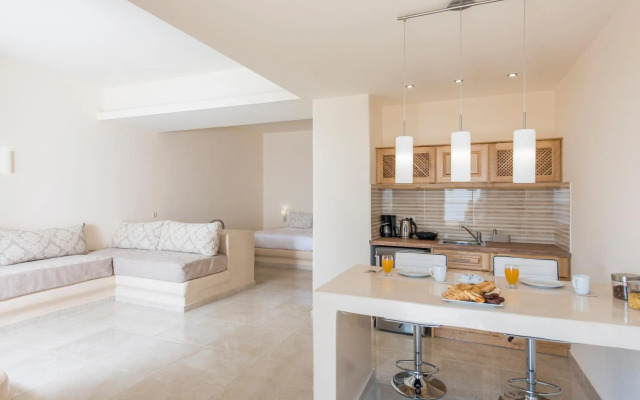 Perla Nera Suites