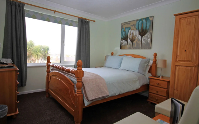 Pine Lodge Guest House