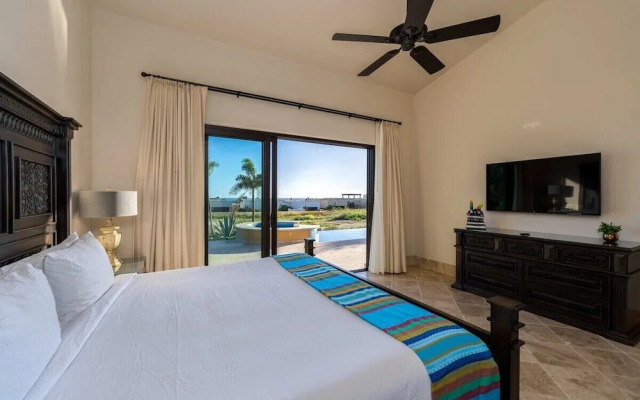 4BD Diamante: Private Pool w/ a Huge Balcony