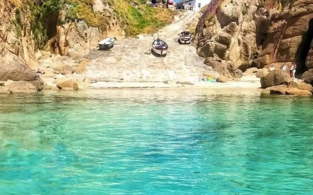 Cosy Shepherds Hut nr Kynance Cove