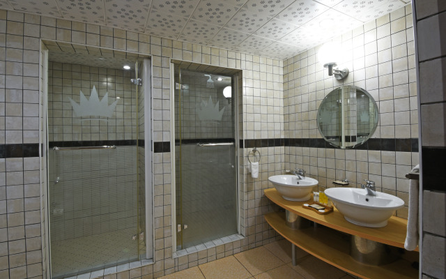 Imperial Royale Hotel