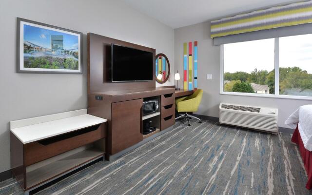 Hampton Inn & Suites by HIlton Charlotte North I 485
