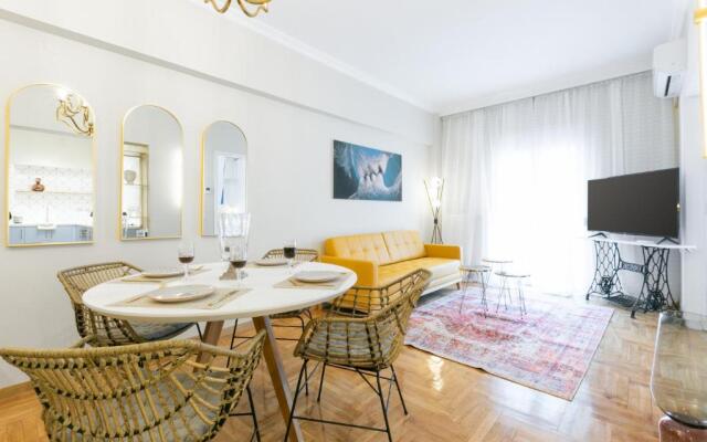 NEW #4 DESIGN LUXURY apt