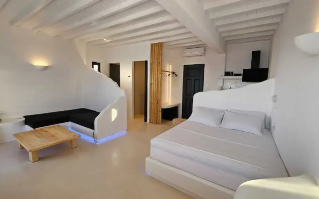 Elli Tropical Suites