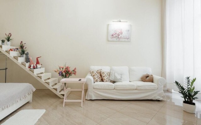 Apartment near Opera Theater