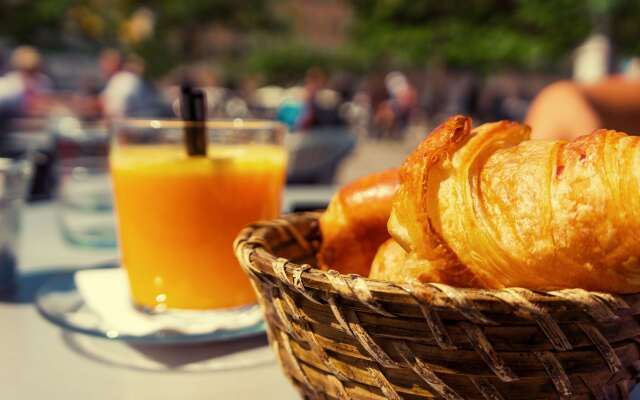 Golden Tulip Roissy Saint Witz