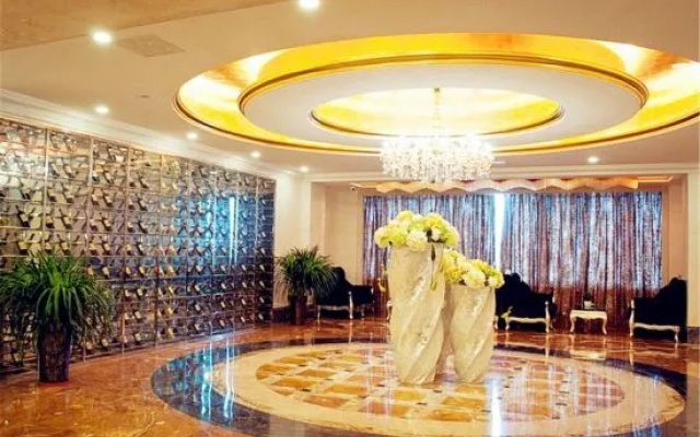 Hefei Fei Xi McKenzie Hotel (Arbour Subway Station) – People – Hefei