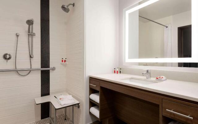 Super 8 By Wyndham Beaumont I-10/Walden Rd