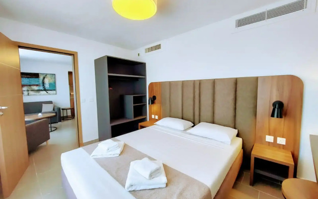 Luna Holiday Complex