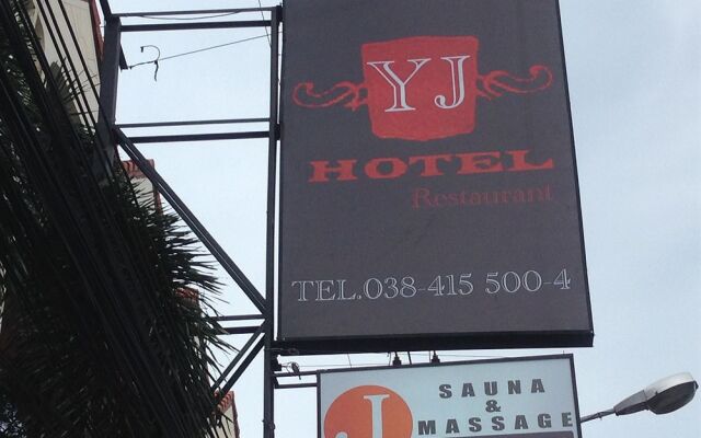 YJ Hotel