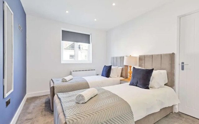 Right On : Bright On Apartment 1D | By My Getaways