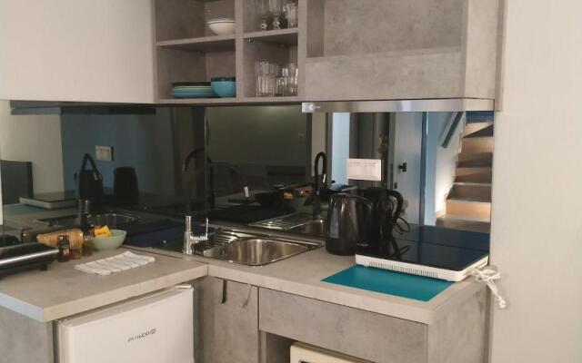 ANNUNZIATA URBAN SUITES by LOC HOSPITALITY