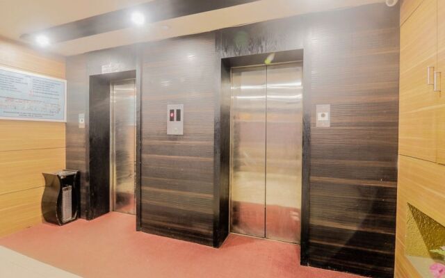 OYO 8326 Hotel The Silk Routee