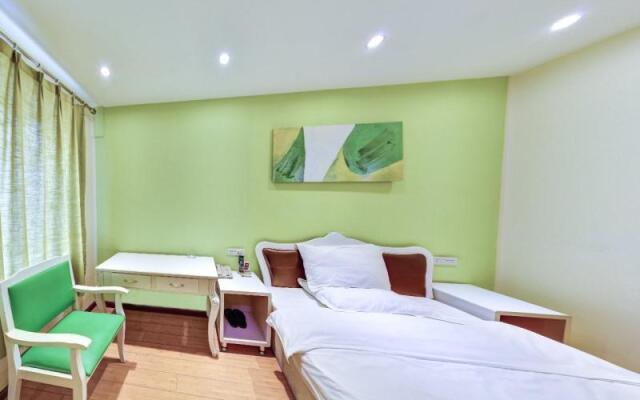 Shell Hotel Zhoukou Jiaotong Zhong Road Bus Center Station