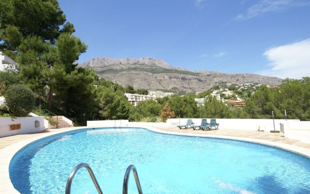 Fantastic Apartment In Altea With Swimming Pool