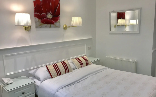 Dergvale Hotel