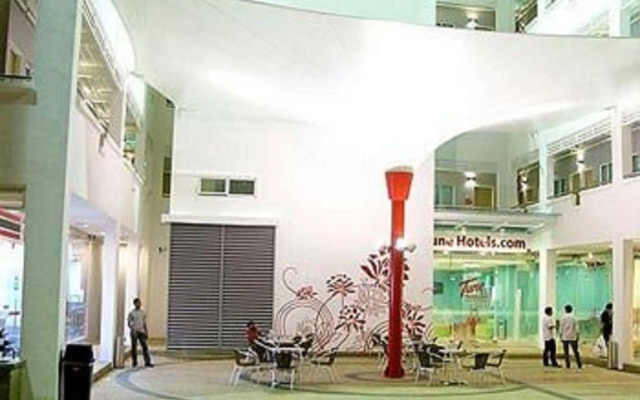 Tune Hotel KLIA Aeropolis