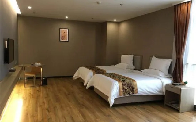 Mingcheng Taijiang Hotel