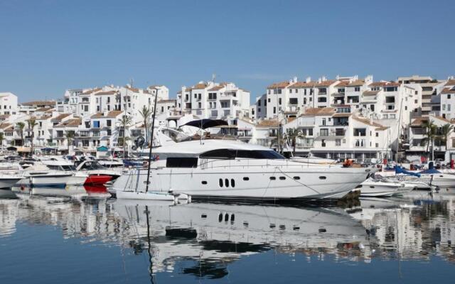 DN11-2 bedroom apartment close to Puerto Banus