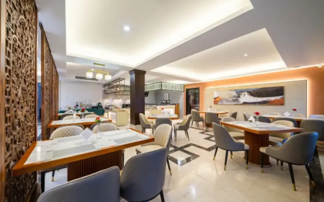 Rezen Retreat(Shanghai Sanjia Xintiandi Tourism Resort)