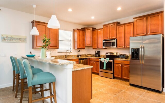 Villa Oasis Sunset 6 Bedroom Reunion