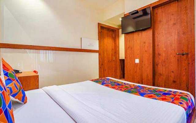 Fabexpress Saiprasad Inn