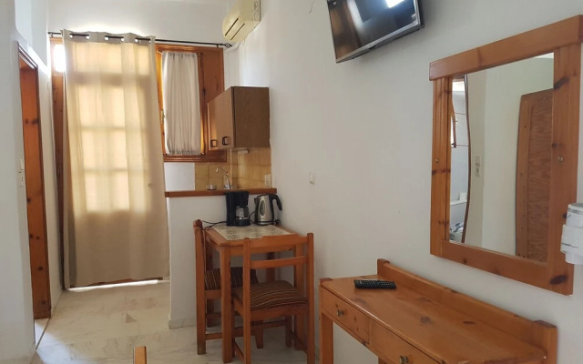 Anthi Katerina Rooms
