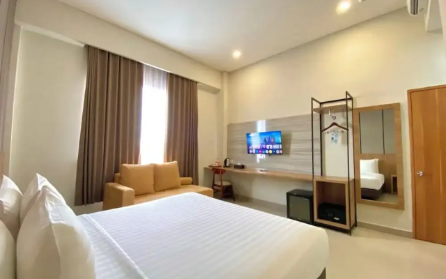 Front One Hotel Gombong