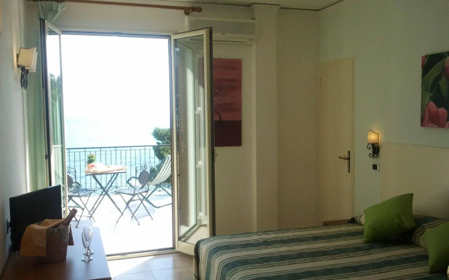 Jonic Hotel Mazzaro'