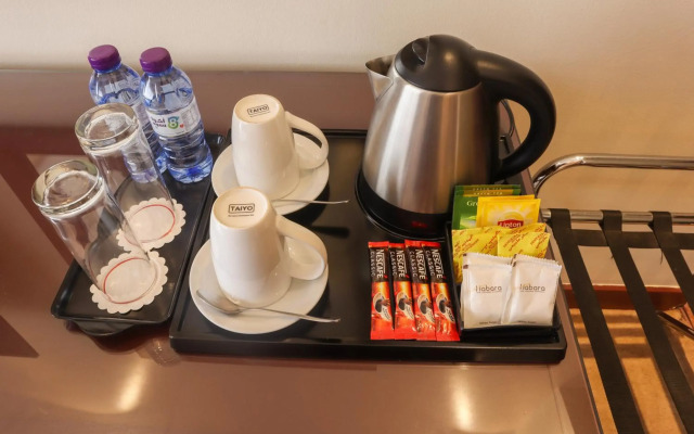 Happy Days Hotel