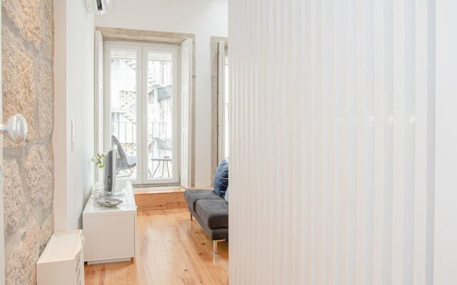 Liiiving - Heart of Porto Mezzanine