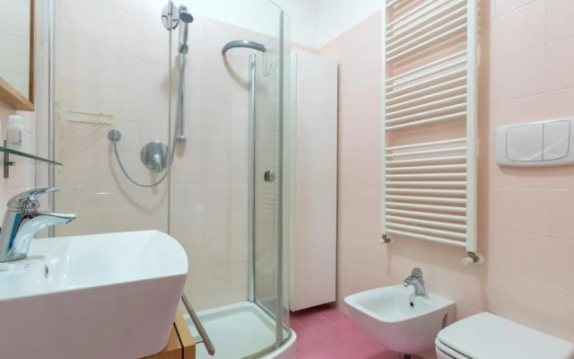 Savona District Terrace Flat