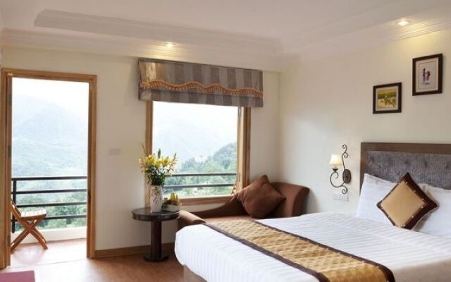 Eden Mountain View Hotel