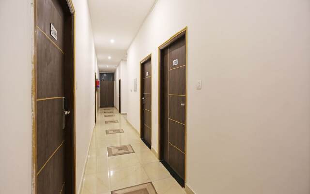 OYO Flagship 120 Gupta Inn Cantonment