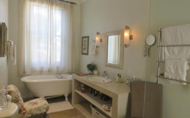 Au Pear Boutique Guest House