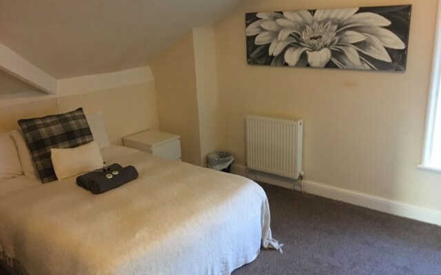 St Andrews House Hotel