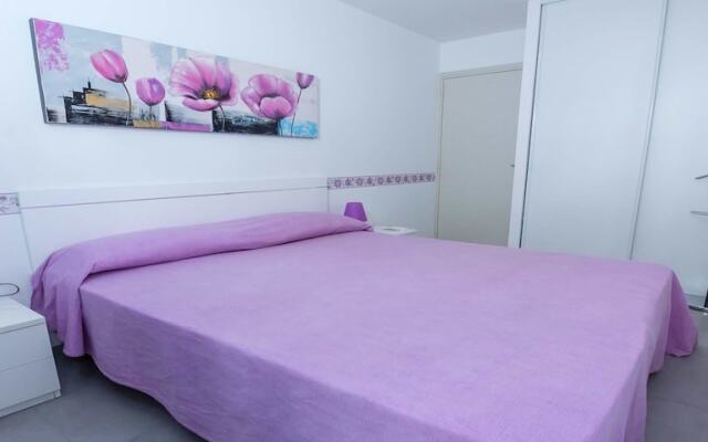 Bone Street Apartment