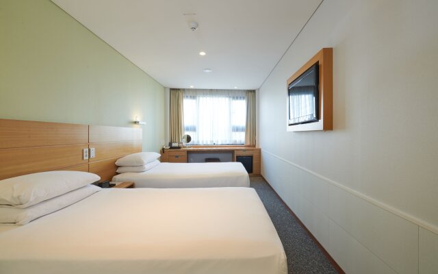 Nine Tree Hotel Myeongdong