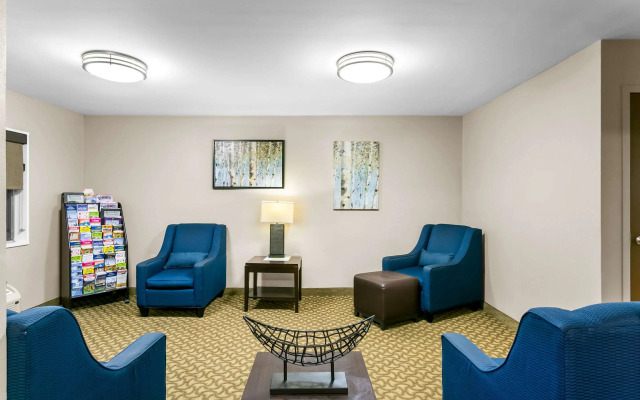 Comfort Inn Red Horse Frederick