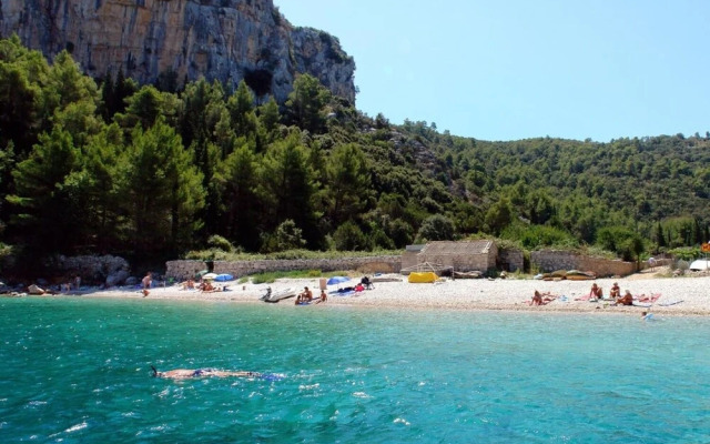 Sea View - 7 m From Beach - A1