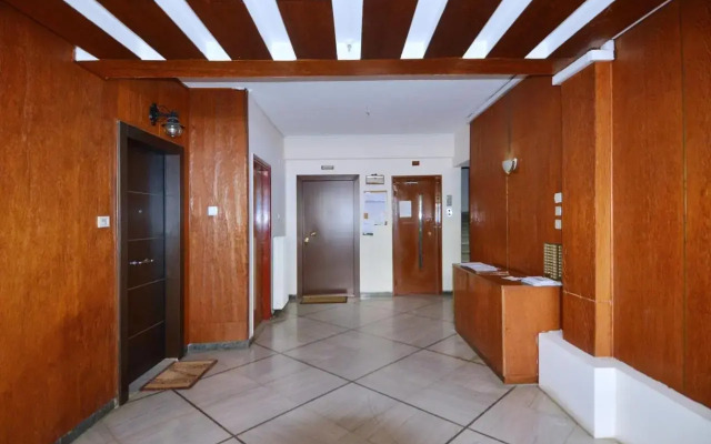 A spacious minimal apatment at Chalandri