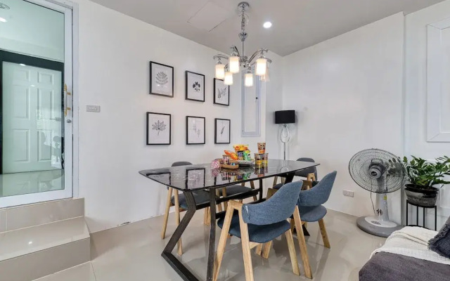 Happy House Samui 4 Bedrooms