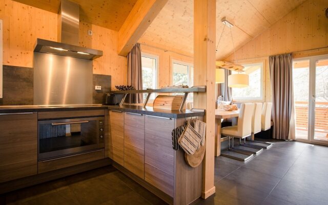 Peaceful Chalet in Turracherhöhe with Indoor Hot Tub