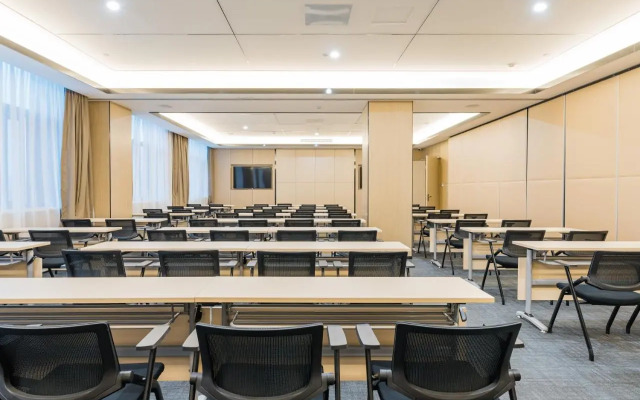 Atour Hotel Nanjing Xin'gang Development Zone