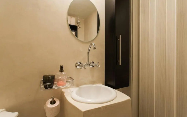 Home sweet home @ Central Athens 52 sq.m.